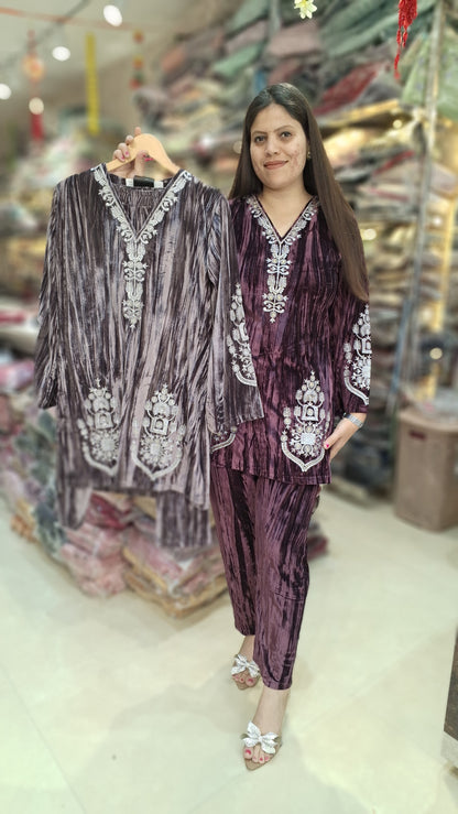 PREMIUM MICRO VELVET THREAD WORK CORDSET