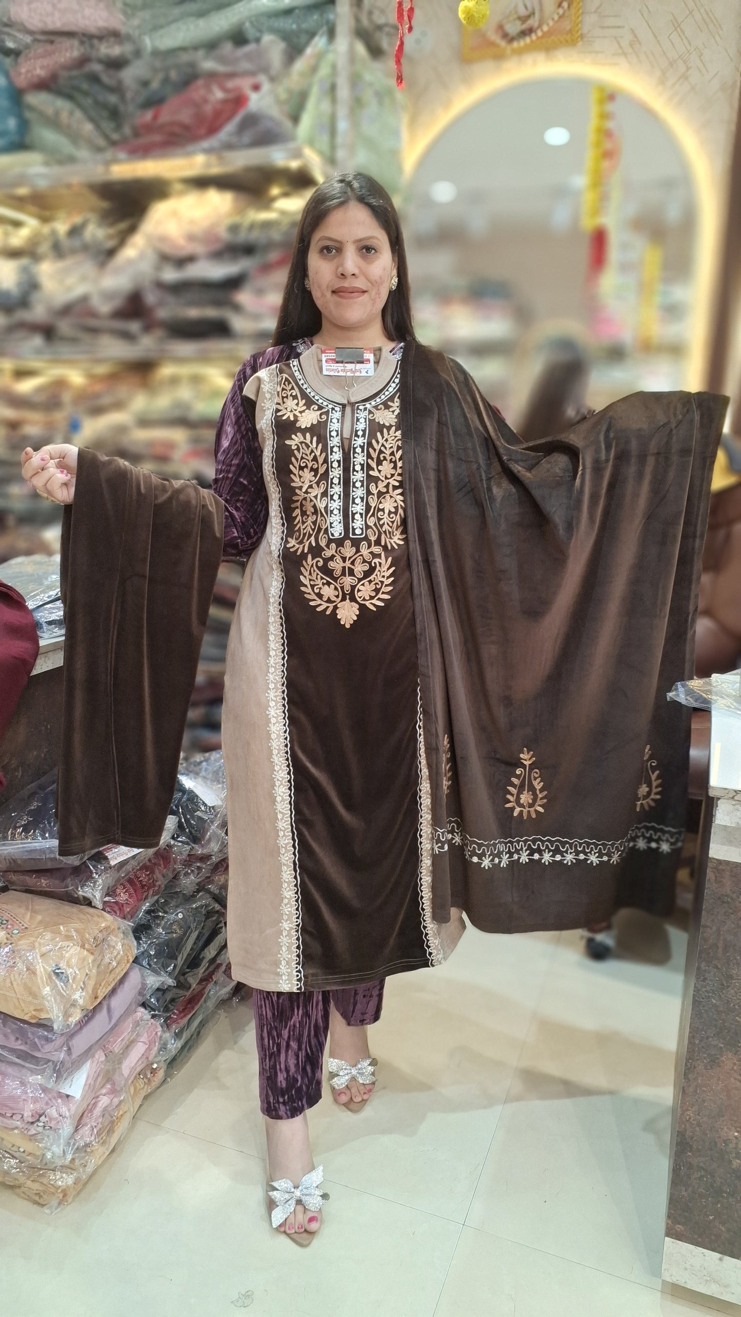 PREMIUM VELVET DUEL COLOUR SHAWL SUIT