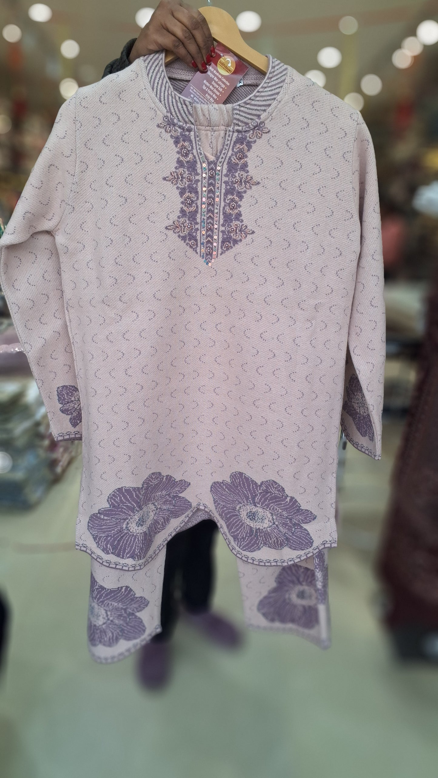 PREMIUM WOOL NECK DESIGN WOOL CORDSET(ARTICAL-1)