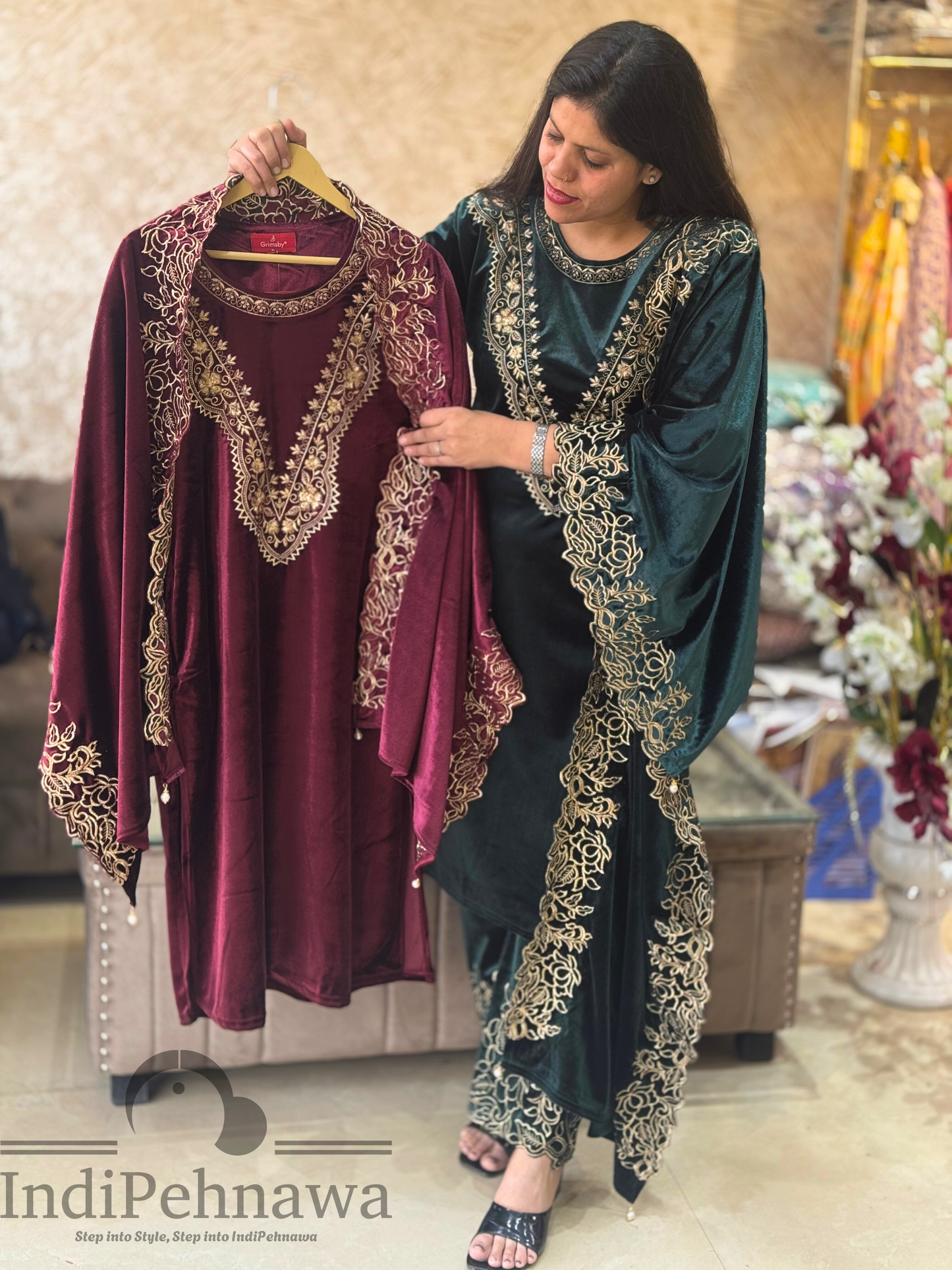 Graceful Women’s Velvet 3-Piece Suit with Handcrafted Design – A Statement of Elegance