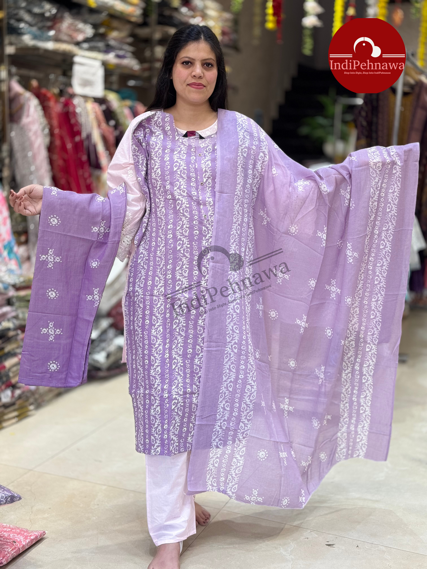 Elegant Bhatik Print Cotton Suit – Traditional Yet Trendy