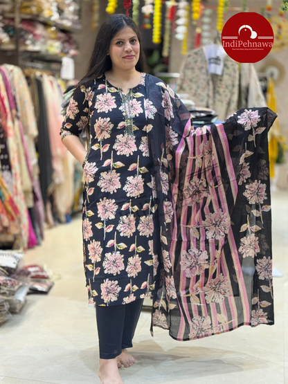 FLORAL PRINTED BLACK SUIT WITH INDIPEHNAWA