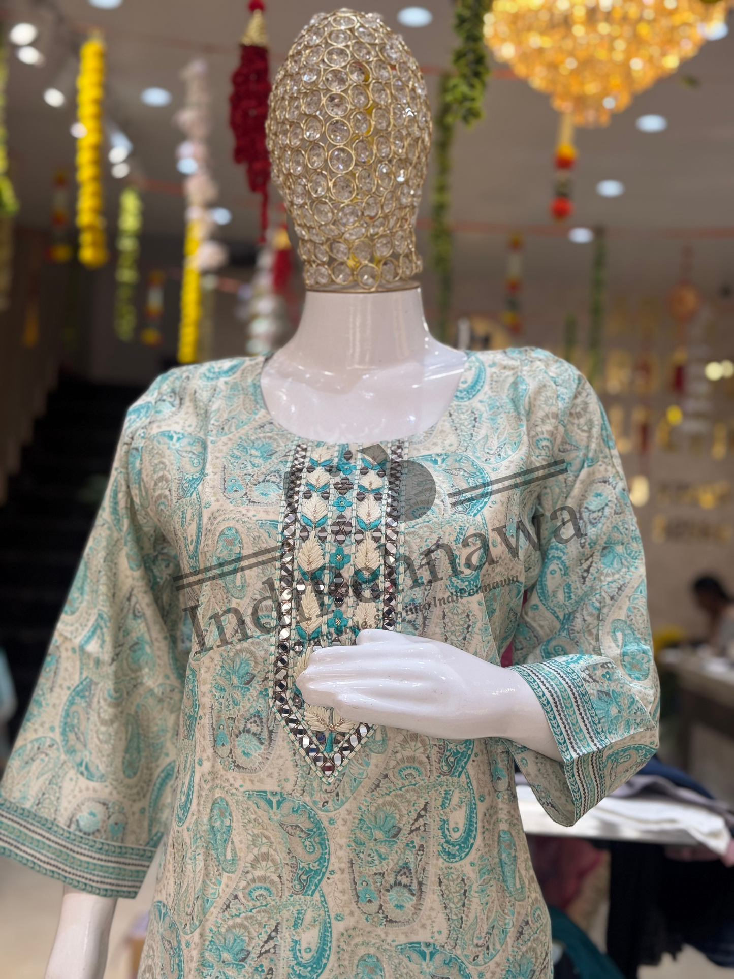 Indipehnawa Signature Cotton Suit – Embroidered Thread Work Neck