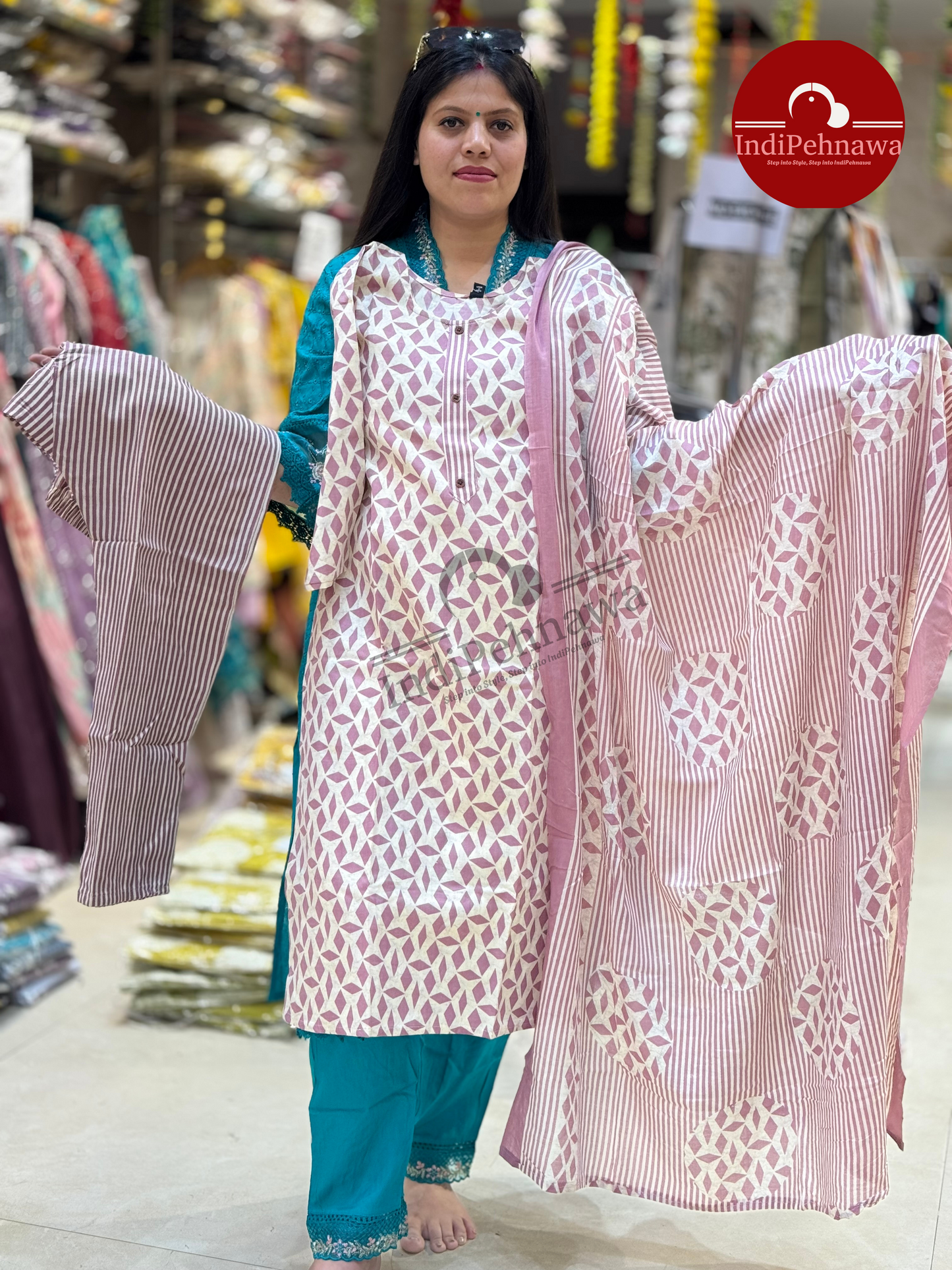 Gulnaaz – Elegant Ethnic Suit for Every Occasion