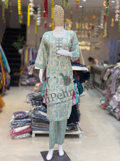 Indipehnawa Signature Cotton Suit – Embroidered Thread Work Neck