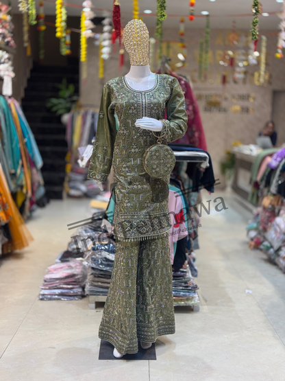 Statement Party Jafa with Jimmy Choo Touch & Matching Embellished Hand Purse