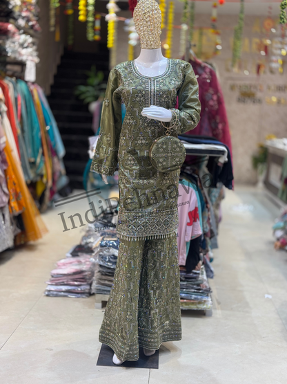 Statement Party Jafa with Jimmy Choo Touch & Matching Embellished Hand Purse