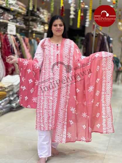 Elegant Bhatik Print Cotton Suit – Traditional Yet Trendy