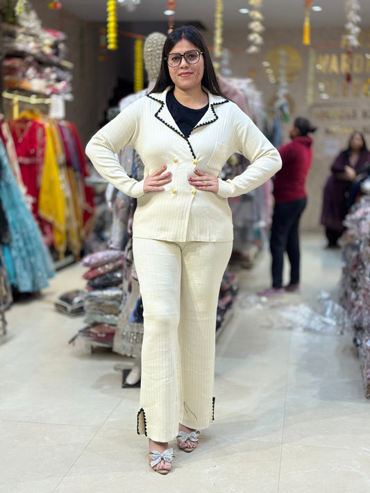 BEAUTIFUL KOREAN DESIGN CORDSET