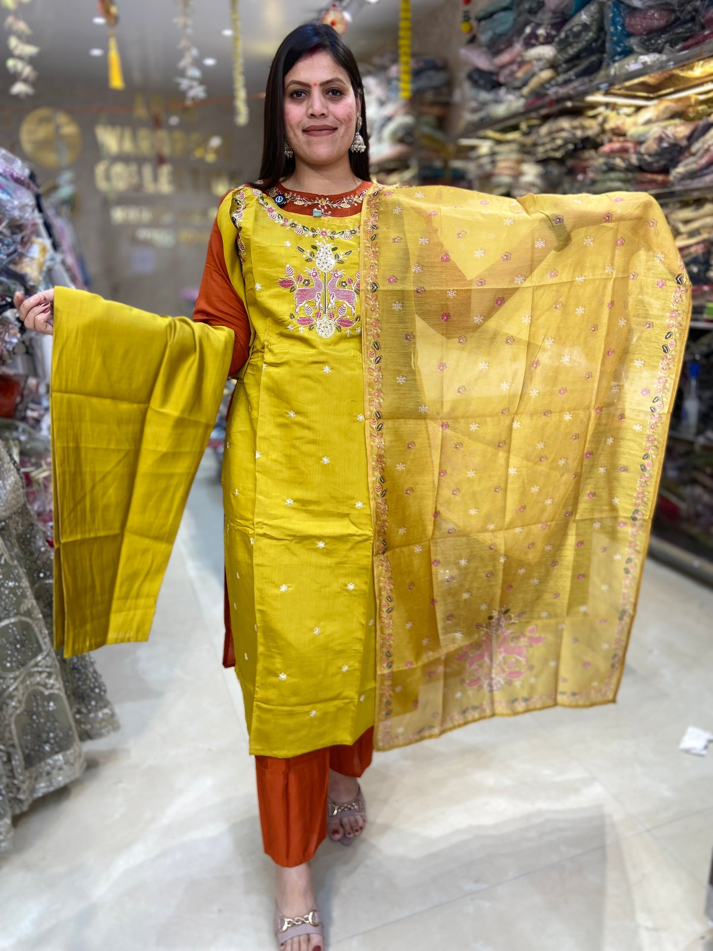 BEAUTIFUL THREAD WORK COTTON SUIT