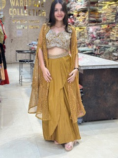 GOLDEN SIPPI AND TILLA WORK SHORT TOP BEAUTIFUL SHRUG WITH SKIRT