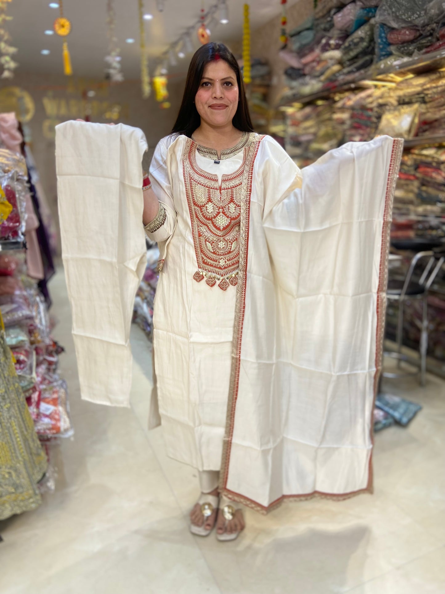 PREMIUM RASHIAN SILK NECK DUEL DESIGN SUIT