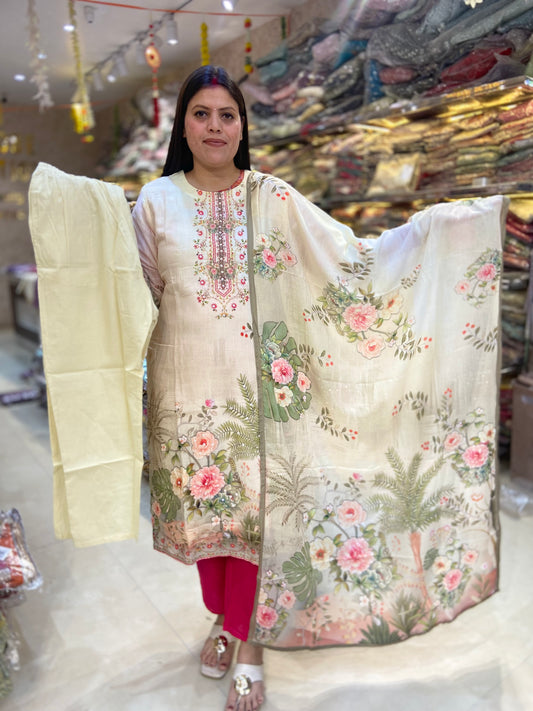 OFF WHITE FLORAL PEARL WORL DESIGN SUIT