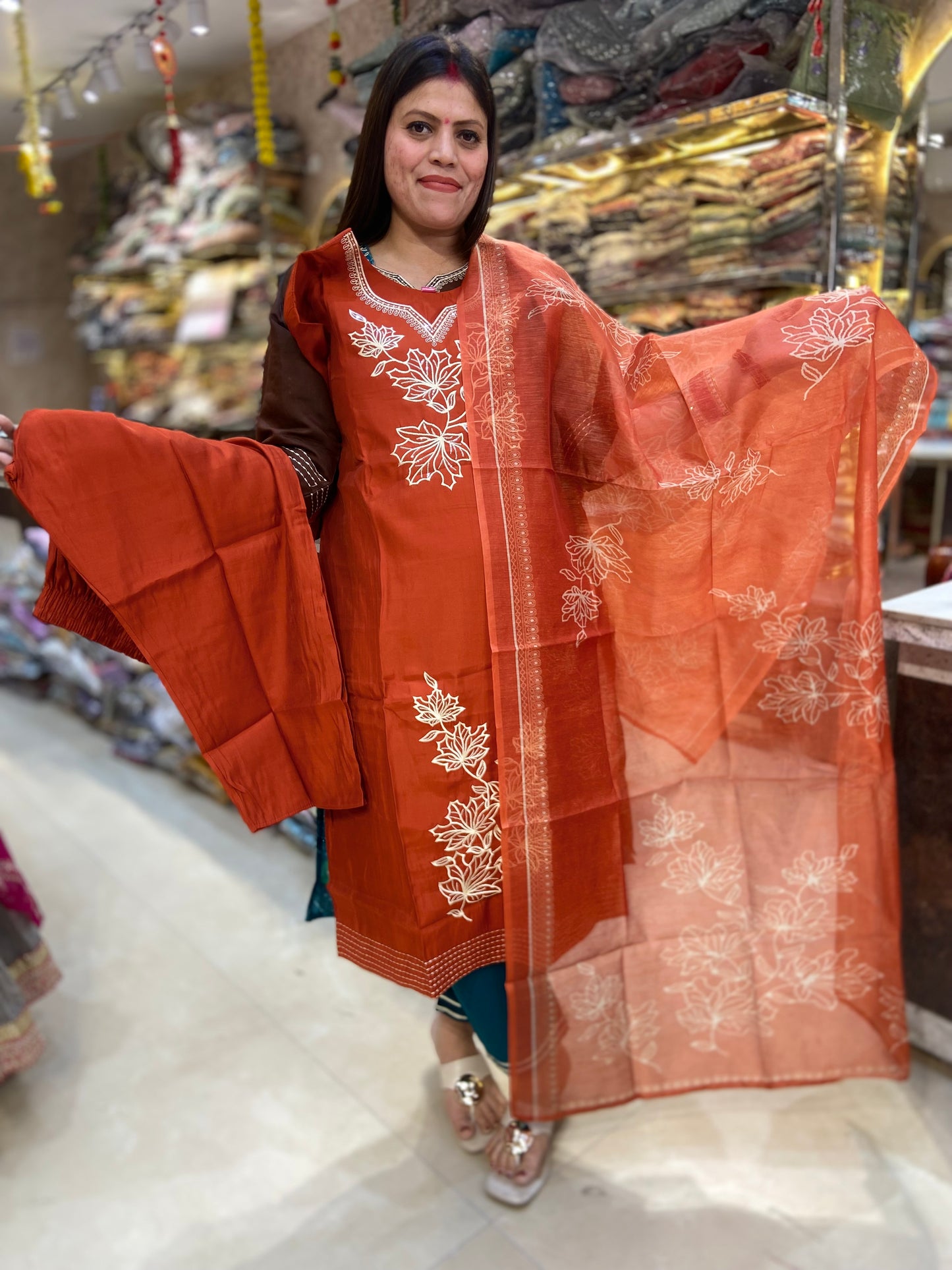 French Knot Cotton Suit With Work