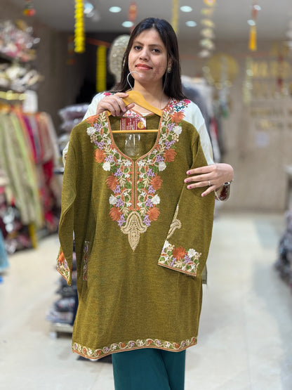 BEAUTIFIL MULTI THREAD PHERAN KURTI(ARTICAL NO-01)