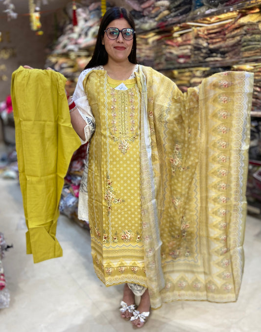 GREEN PURE COTTON FLORAL DESIGN SUIT