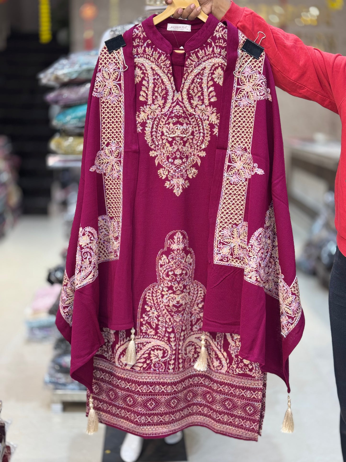 PREMIUM PARTY-WEAR WOLLEN ARTICLE