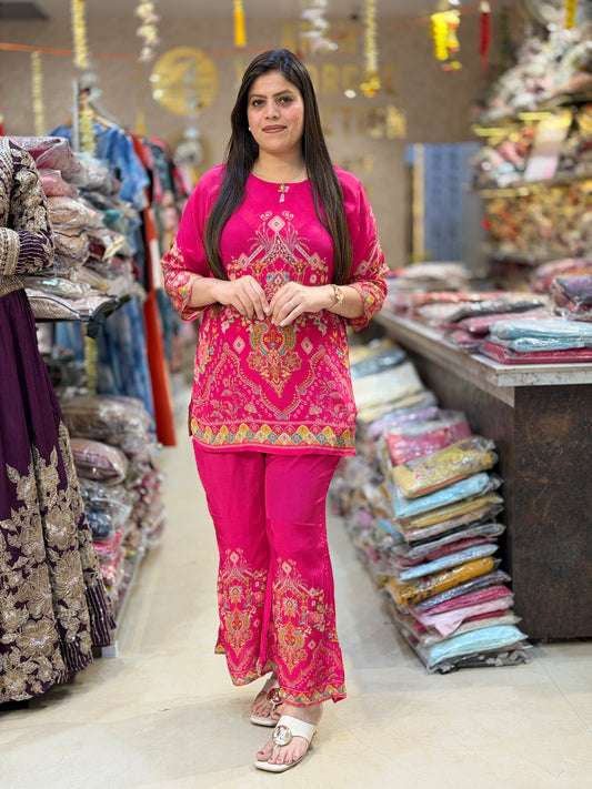 NECK DESIGN BEAUTIFUL BORDER CREPE CORDSET