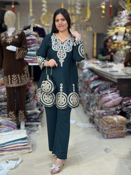 PREMIUM FLEECE NECK AND BOARDER BEAUTIFUL DESIGN CORDSET