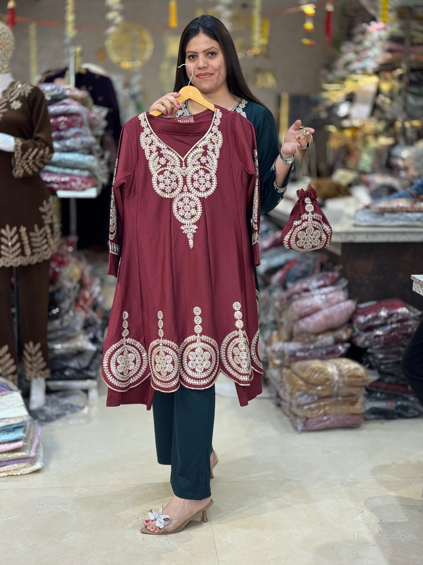 PREMIUM FLEECE NECK AND BOARDER BEAUTIFUL DESIGN CORDSET