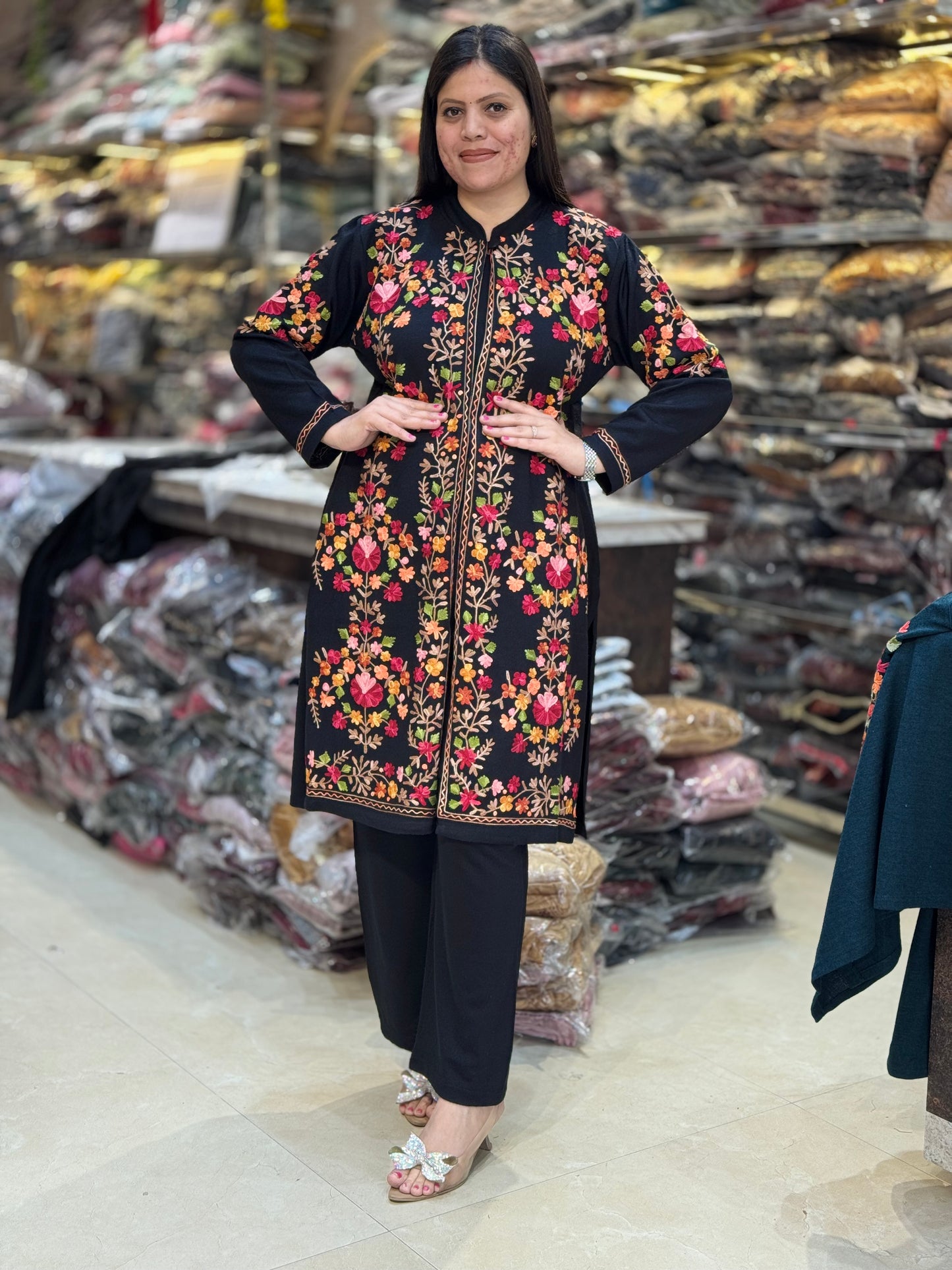 MULTI THREAD WORK INER WITH SHRUG CORDSET