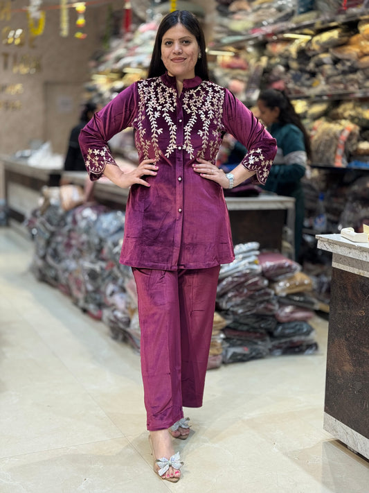 GOLDEN THREAD WORK PREMIUM VELVET DESIGNER CORDSET