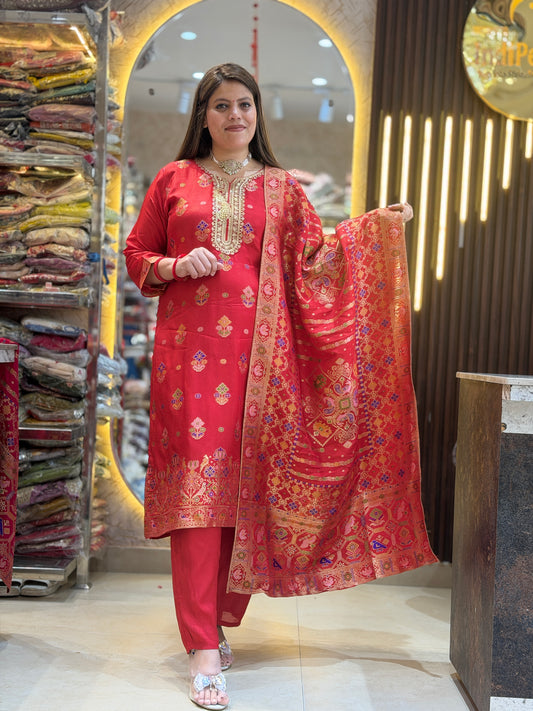 SARGI SPECIAL DESIGNER WEAR OUTFIT