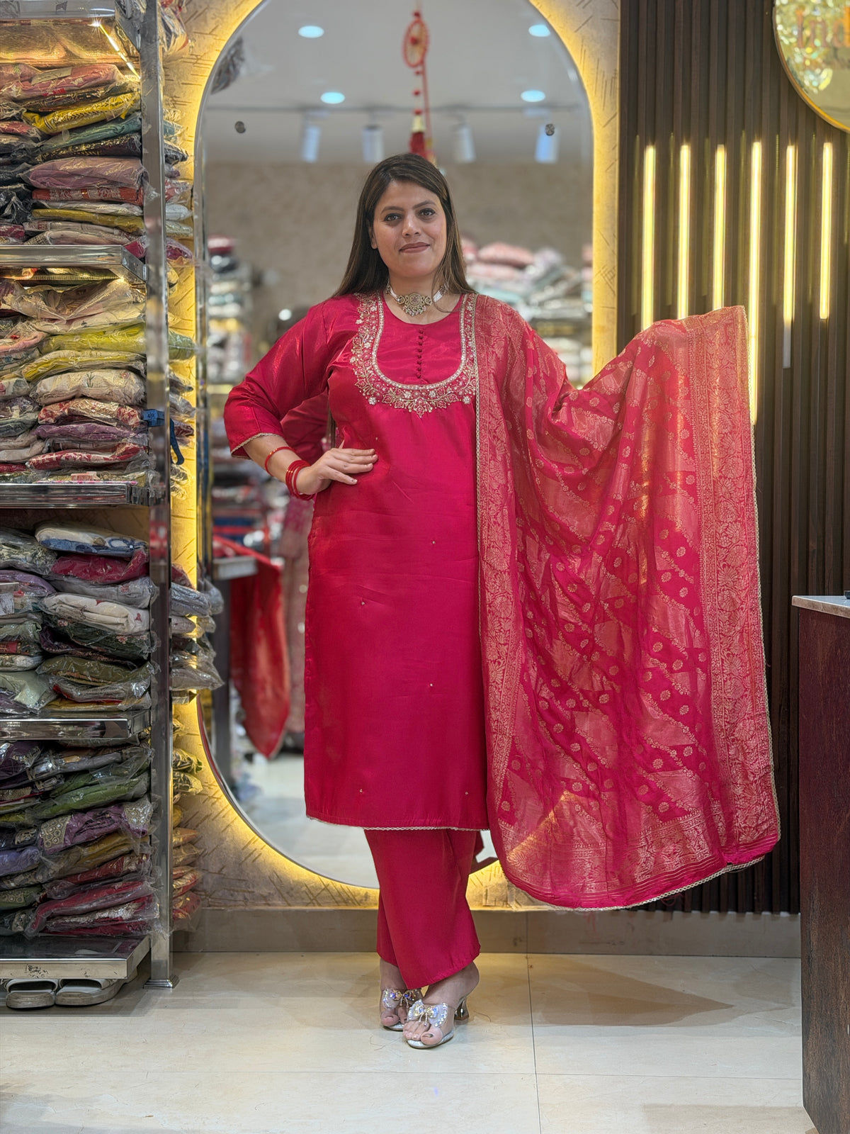 SARGI SPECIAL WAVING DESIGNER DUPPTA WITH HAND WORK ON NECT 3 PC SUIT