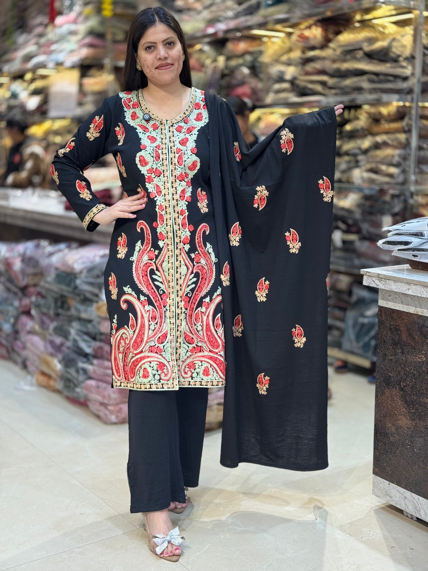 BLACK FRONT AND BACK DESIGN SHIRT WOOL SHAWL SUIT