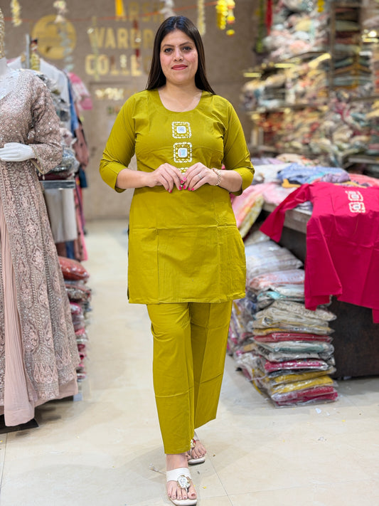 BEAUTIFUL MIRROR WORK NECK DESIGN CORDSET