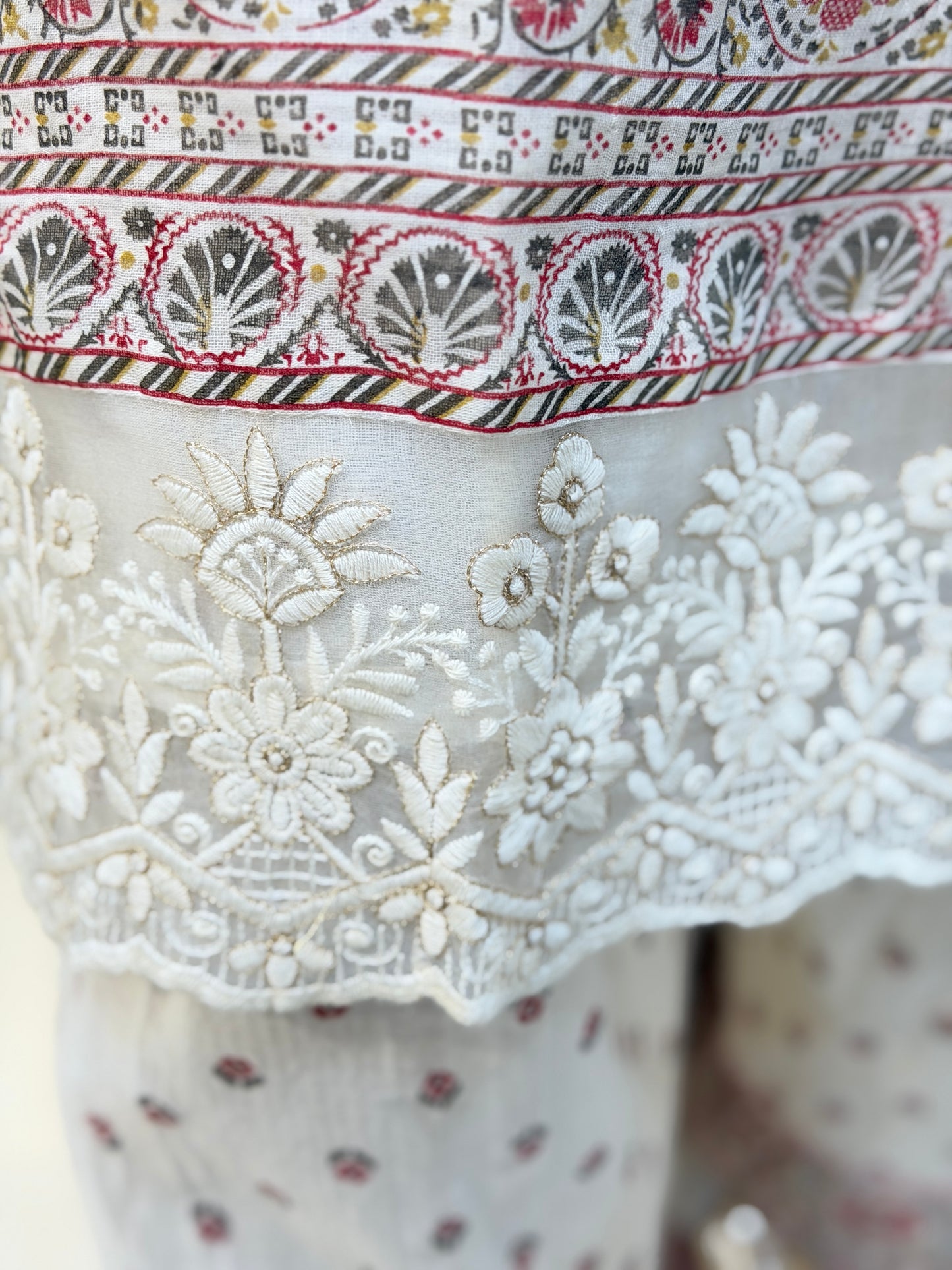 IVORY MEHROON NECK DUEL COLOUR SUIT