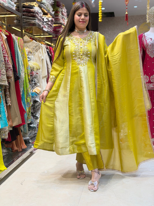 YELLOW FUL HAND WORK FULL FLAIR ANRKALI