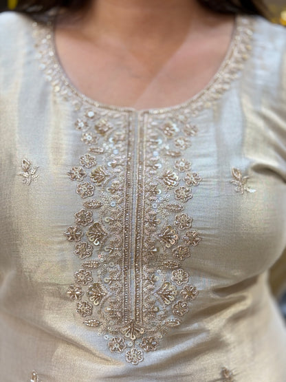 DUAL RUSSIAN SILK ARTICLE WITH FULLY HAND WORK
