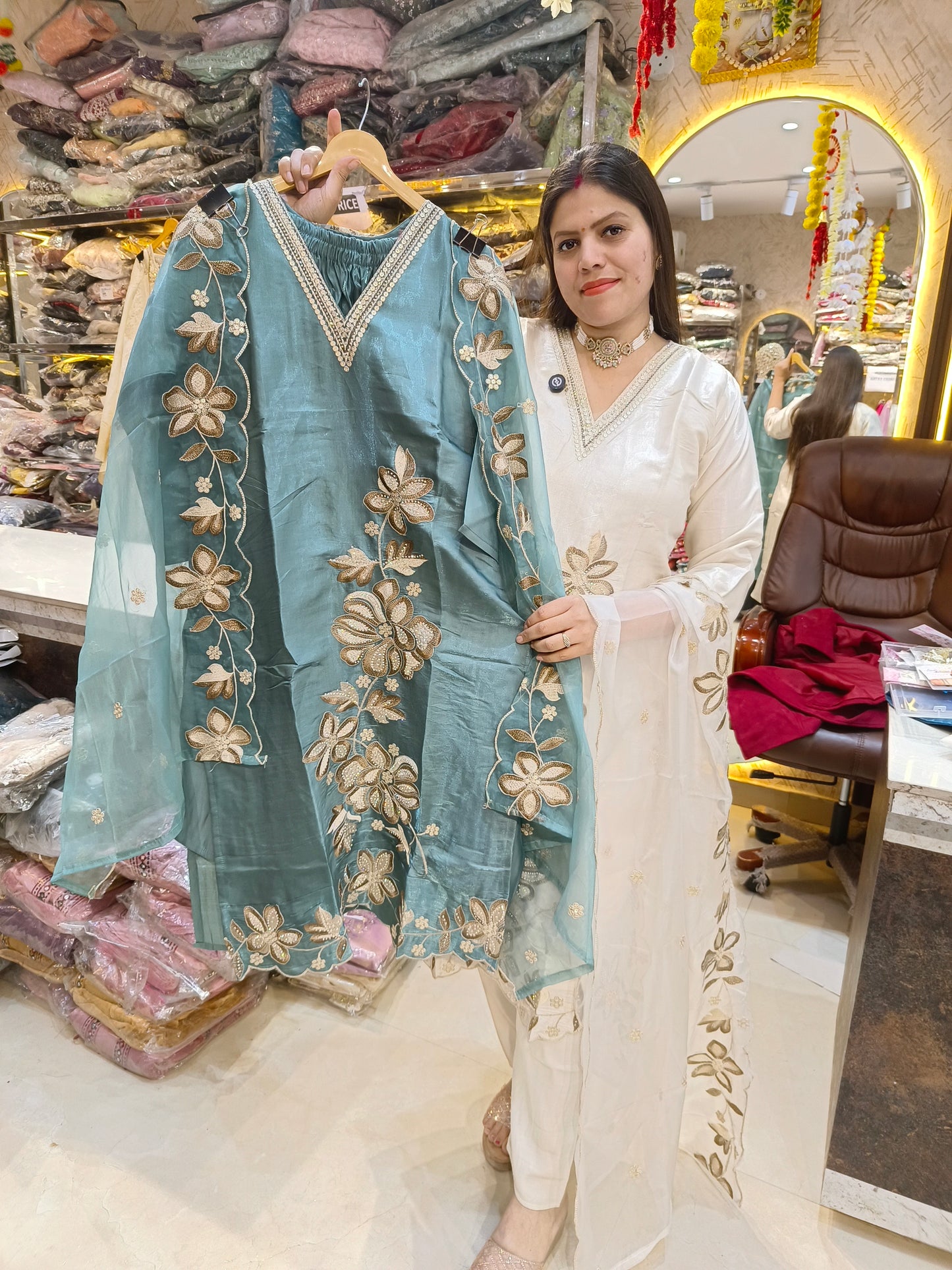 IVORY GOLD NECK DESIGN PREMIUM RASHIAN SILK SUIT