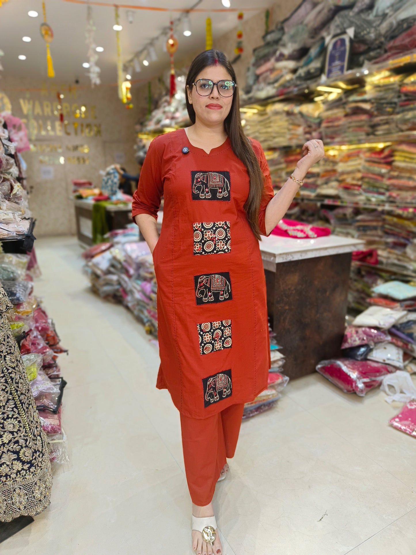 ELEPHANT DESIGN A-LINE CORDSET