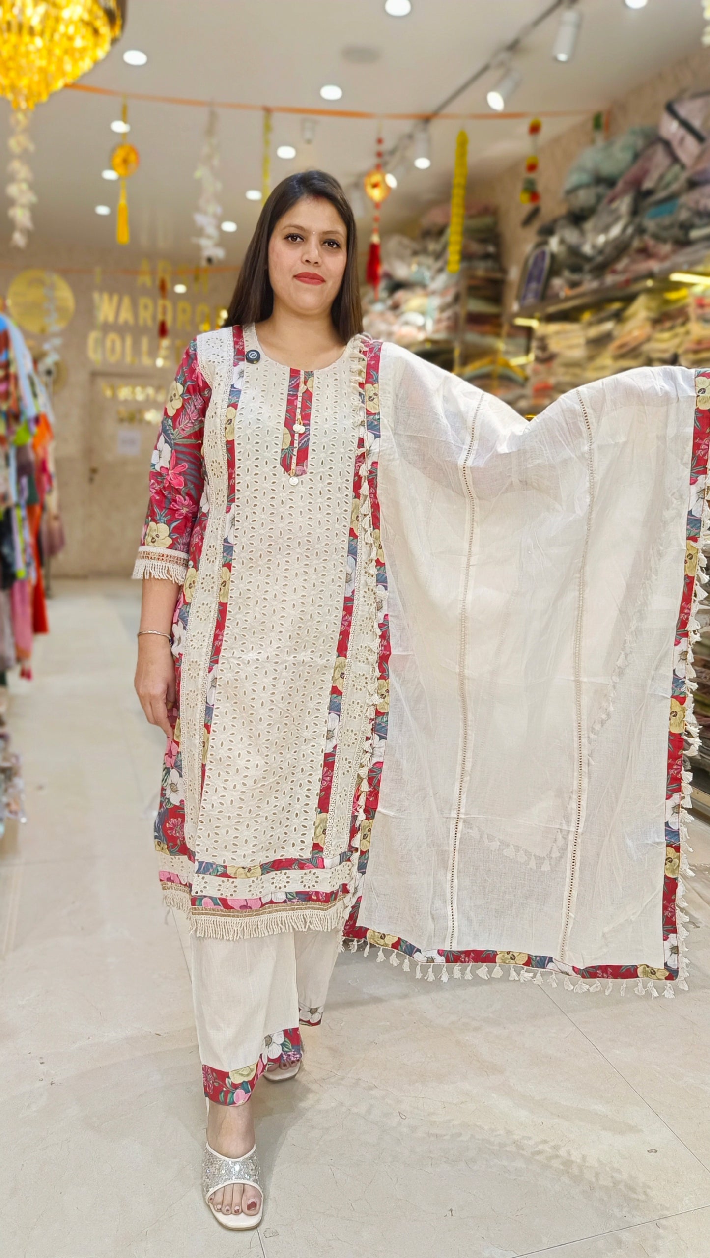 Chiken Shifli Designer Thee Piece Suit