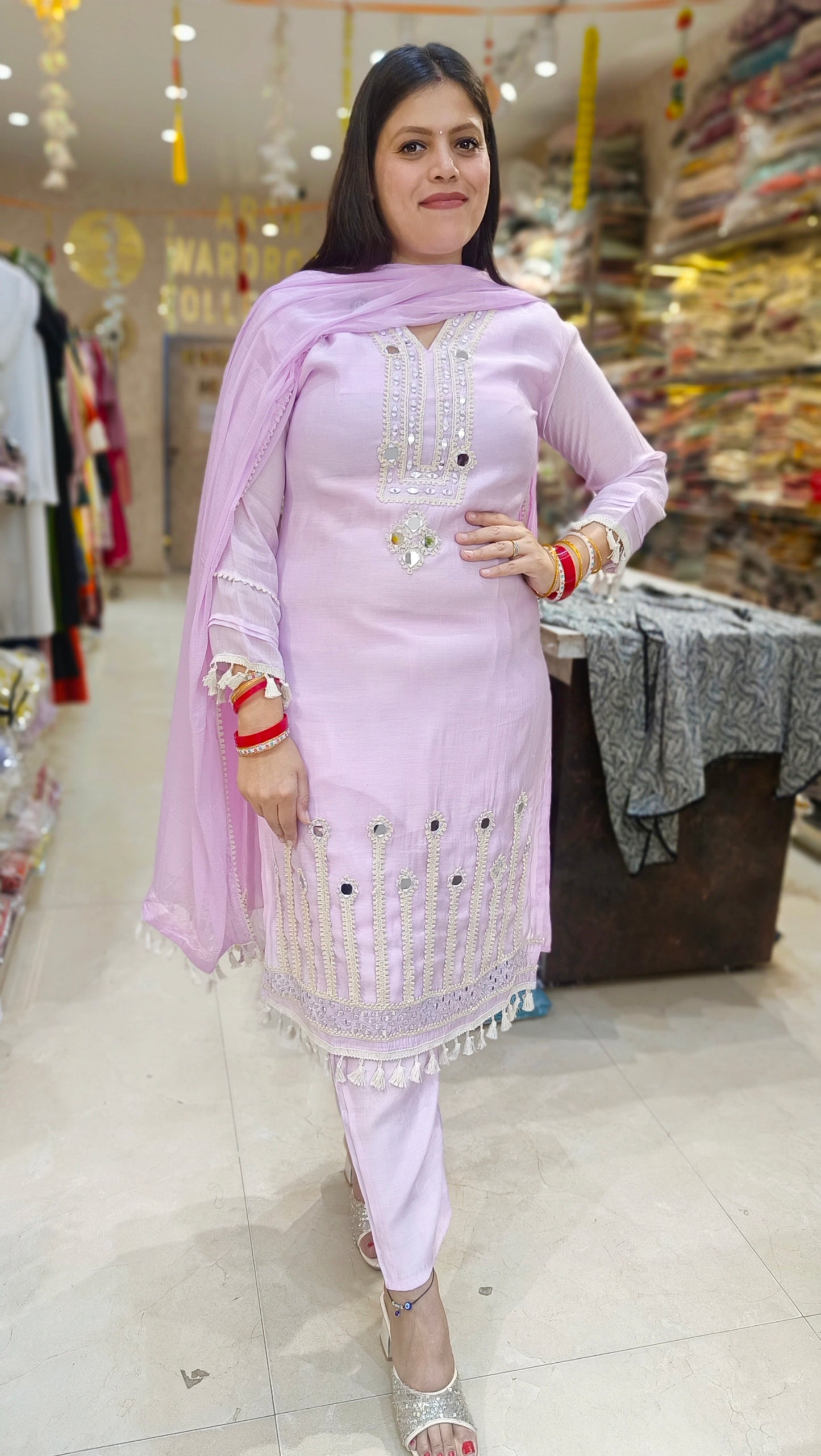 DESIGNER LAKHNAVI NECK 3PC SUIT
