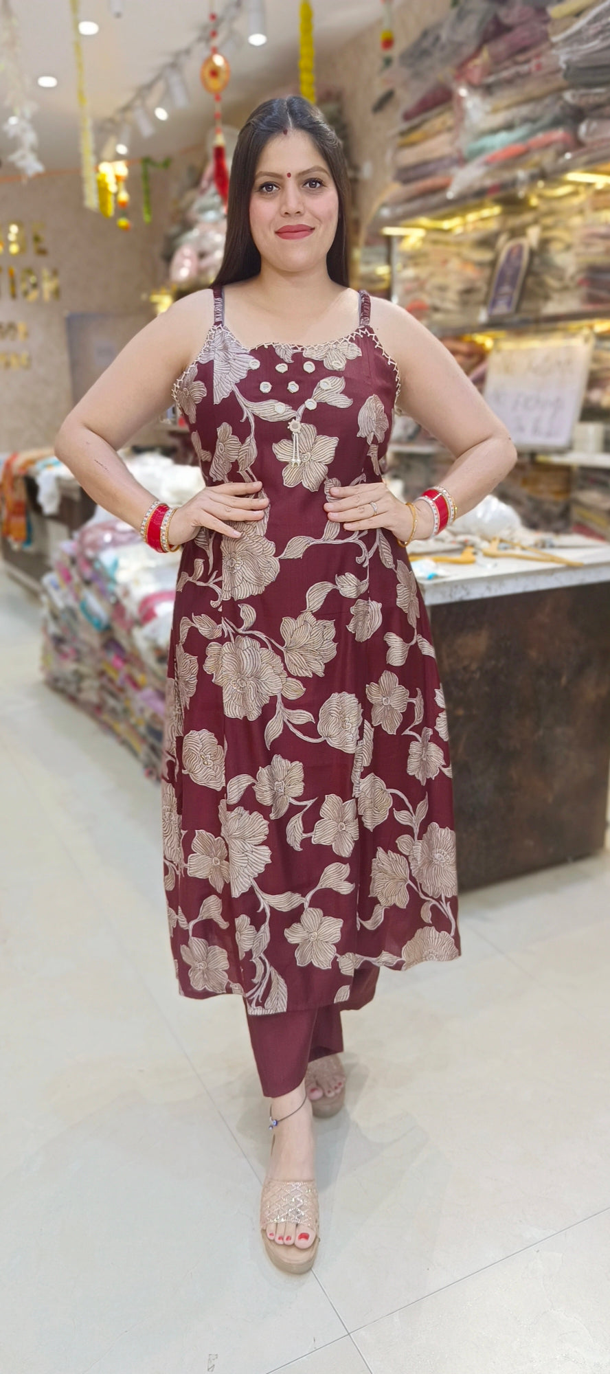MEHROON ORINGAL MIRROR WORK NECK SLEEVELESS CORDSET