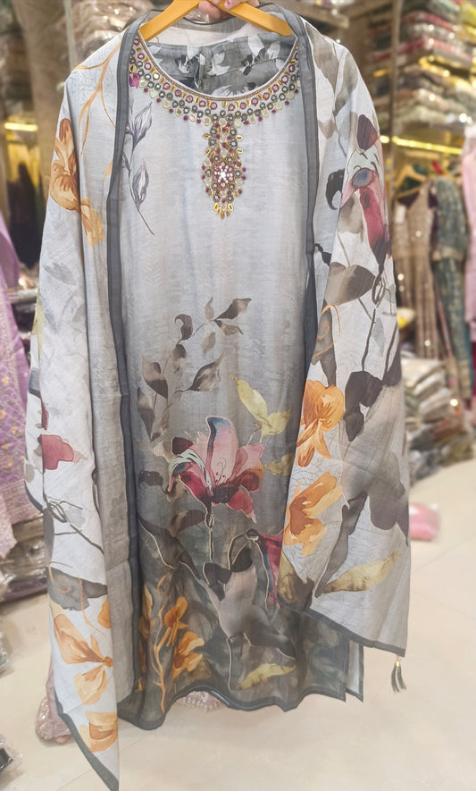 GREY MULL CHANDERI PAKISTANI SUIT