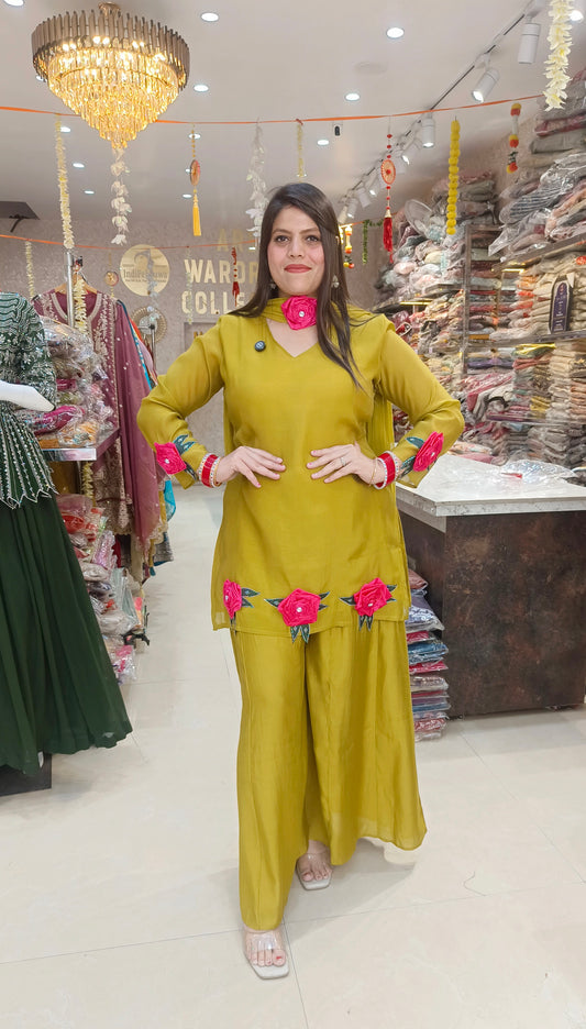 MALL CHANDERI FLORAL DESIGN PLAIN SUIT