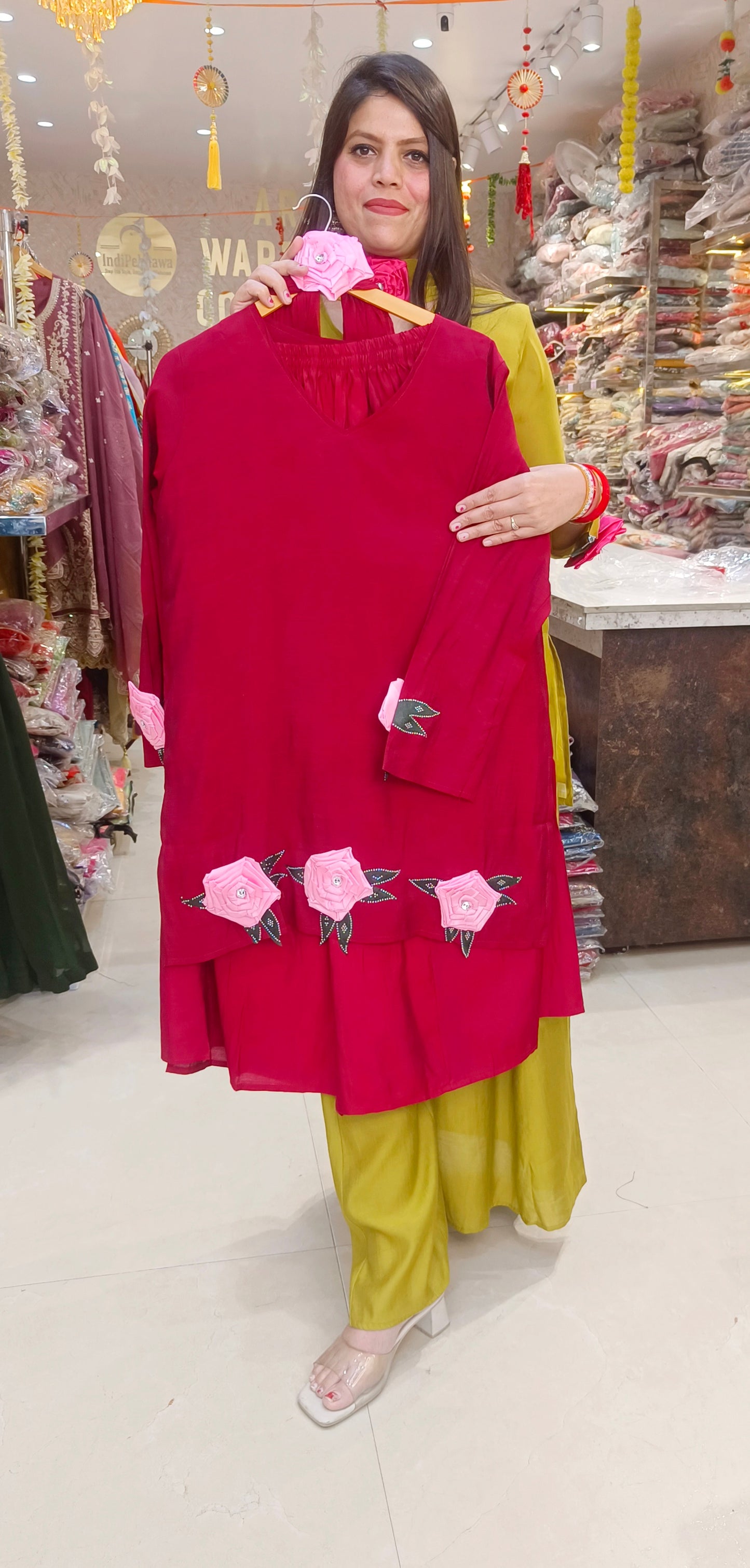 MALL CHANDERI FLORAL DESIGN PLAIN SUIT