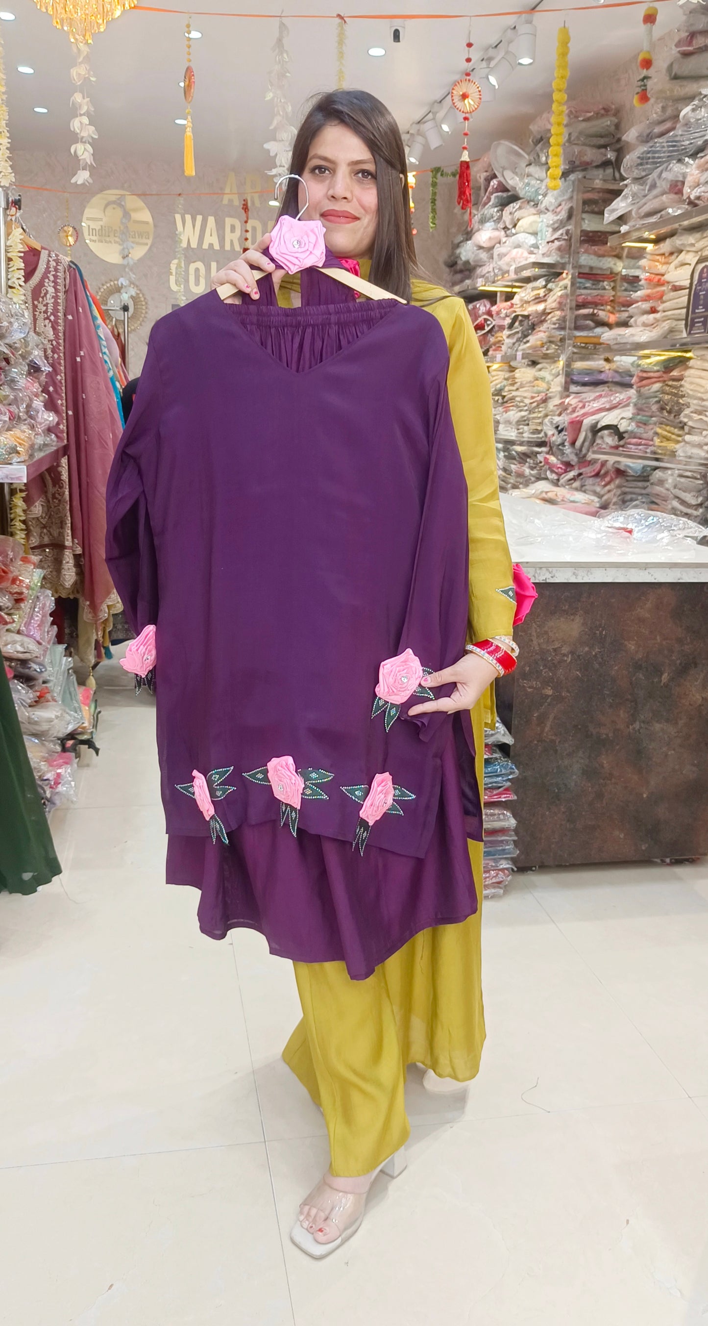 MALL CHANDERI FLORAL DESIGN PLAIN SUIT