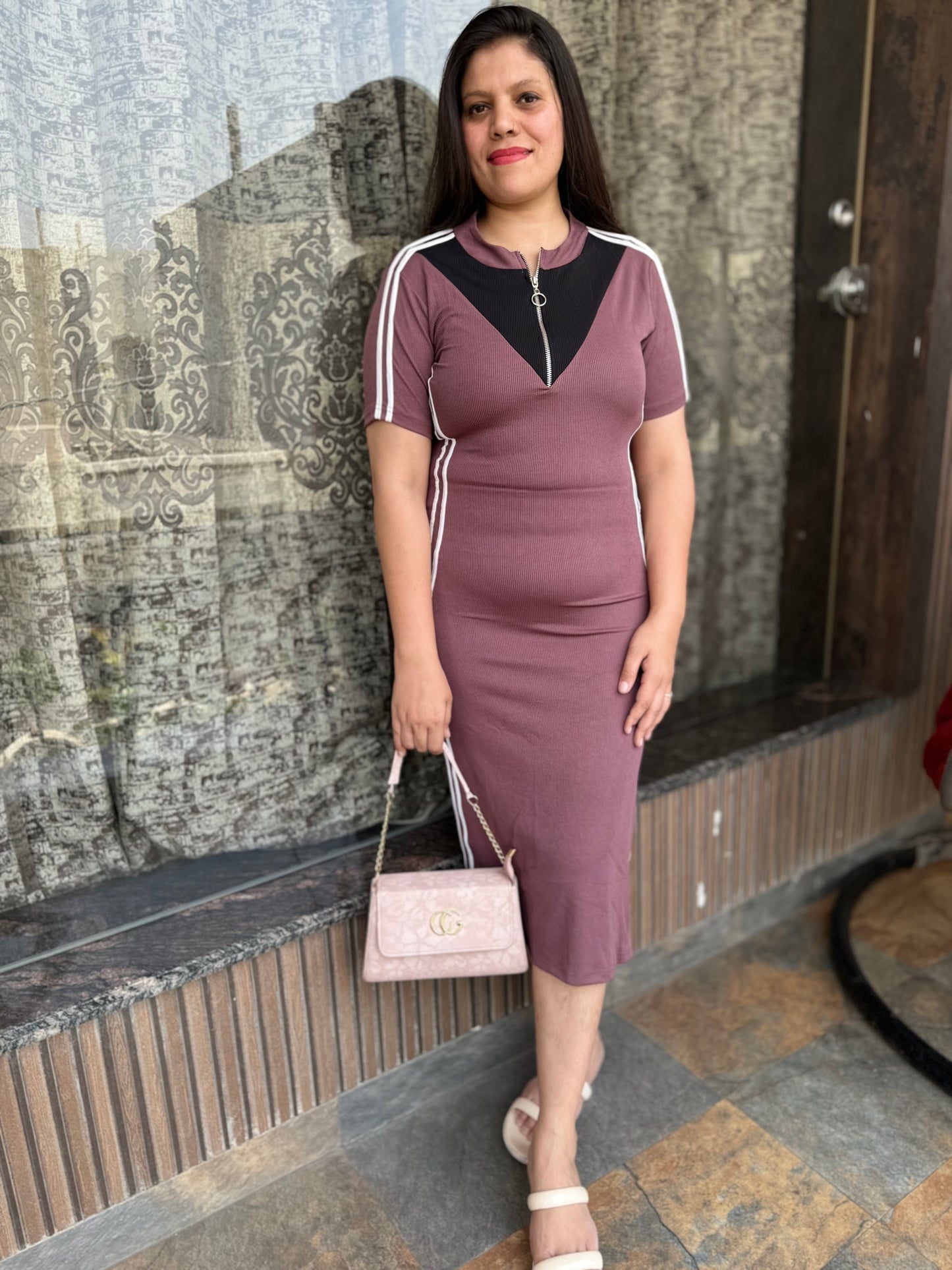 Trendy Dress (Article No 1022)