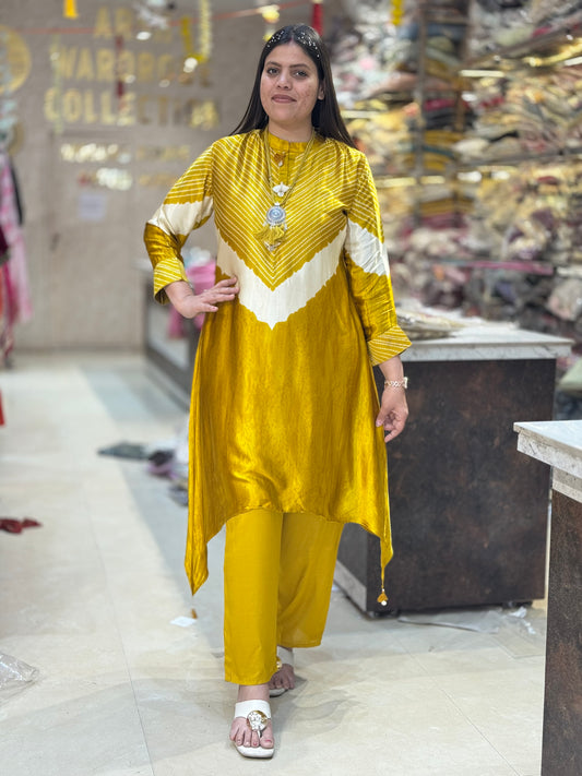 YELLOW GAJJI SILK DESIGNER CORDSET