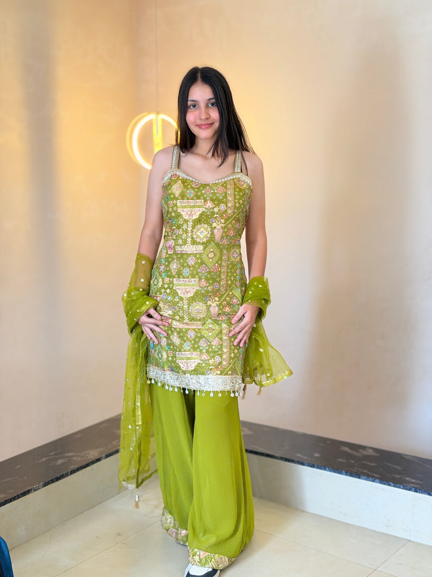 GREEN BEAUTIFUL DESIGN SHORT SHIRT WITH PLAZO