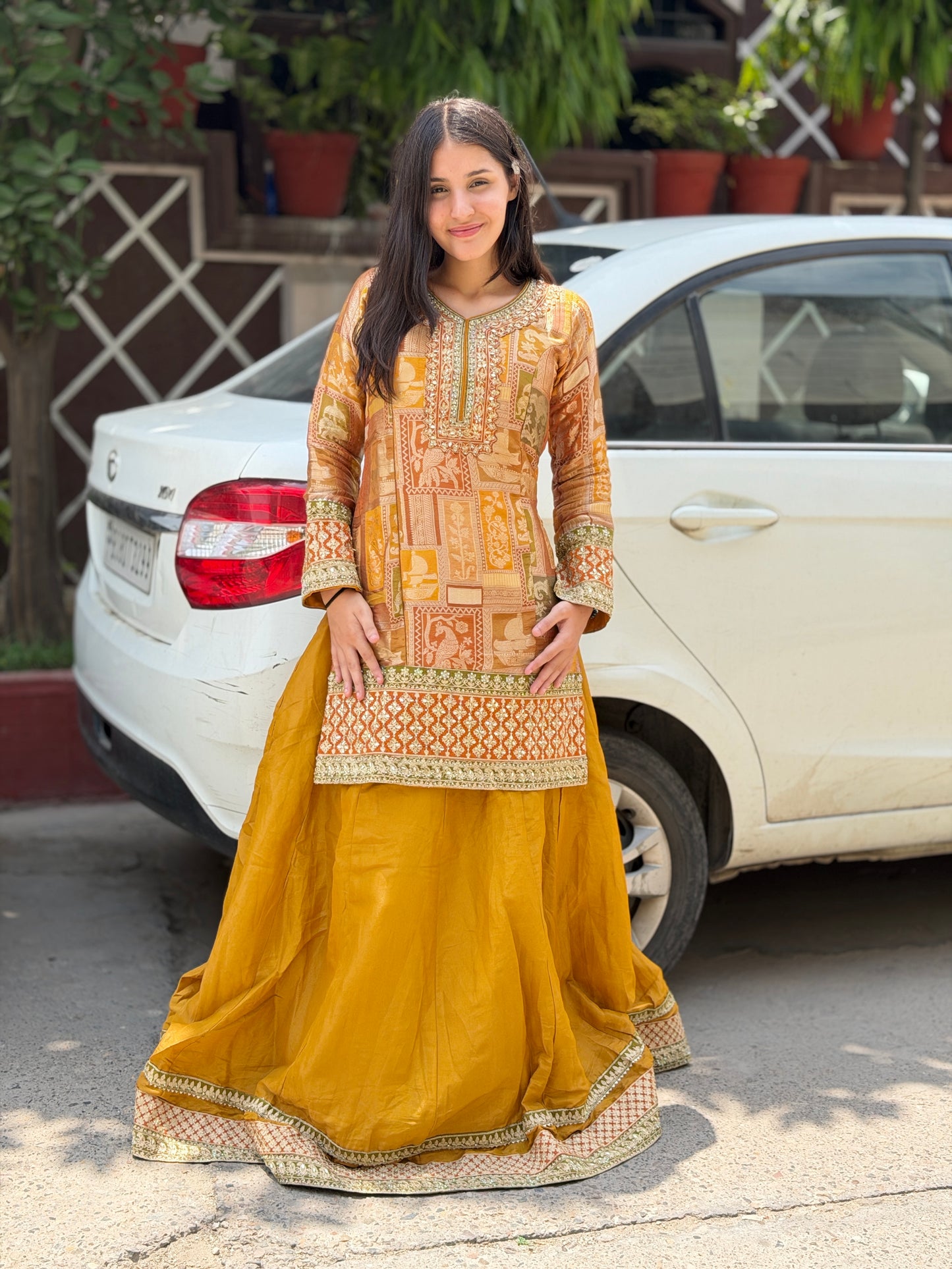 MUSTURD BANARSI NECK AND BORDER DESIGN WITH HEAVY LEHNGA