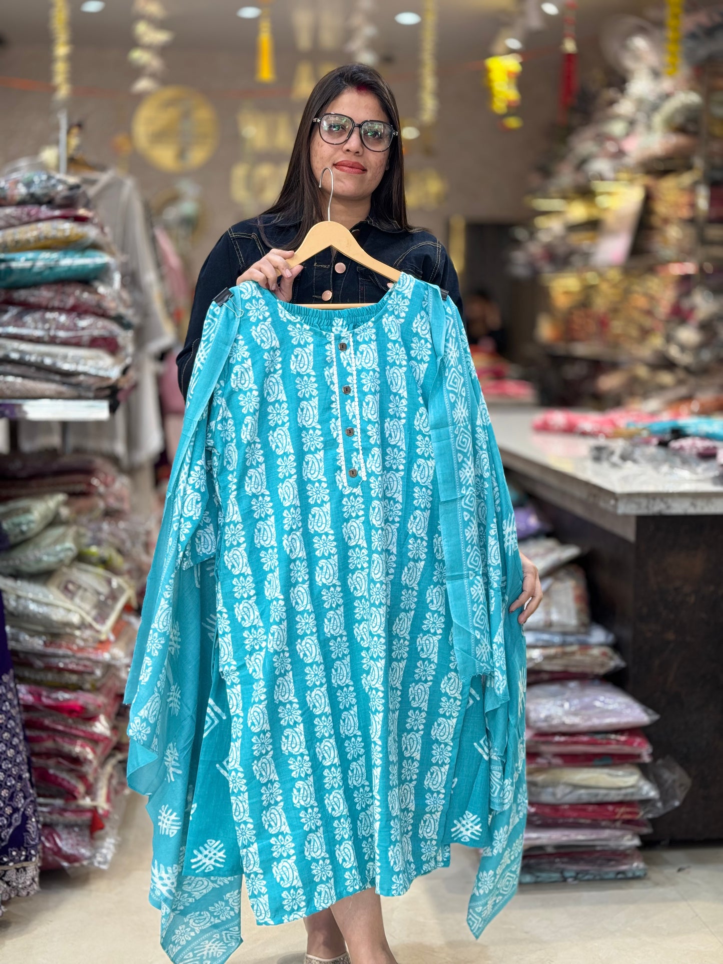 BATIK PRINT PLUS SIZE SUIT(ARTICAL NO-Q37L0018)