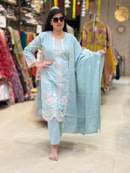 Handcrafted Thread Work Suit – Graceful & Traditional Look