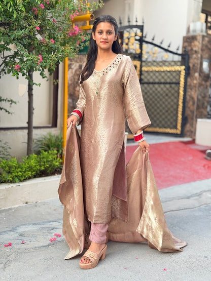 NUDE PINK KANCHIVERM BANARASI SUIT