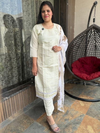 Chiken Embroidery Suit (Style No 1109)